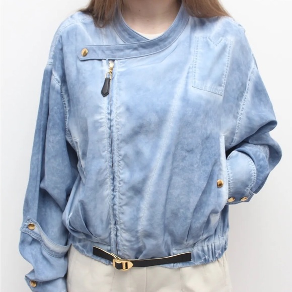 Authentic Louis Vuitton jacket. - Picture 2 of 7